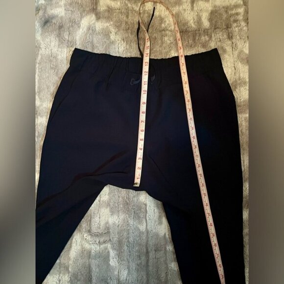 Lululemon On The Fly Pant Woven Size 10 Tall - Picture 5 of 9